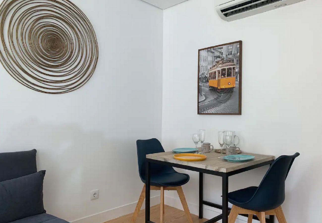 Apartment in Lisbon - Casa Rosa 2 LS
