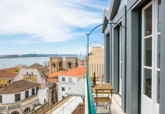 view of the river from the high-end rental apartment in Lisbon 