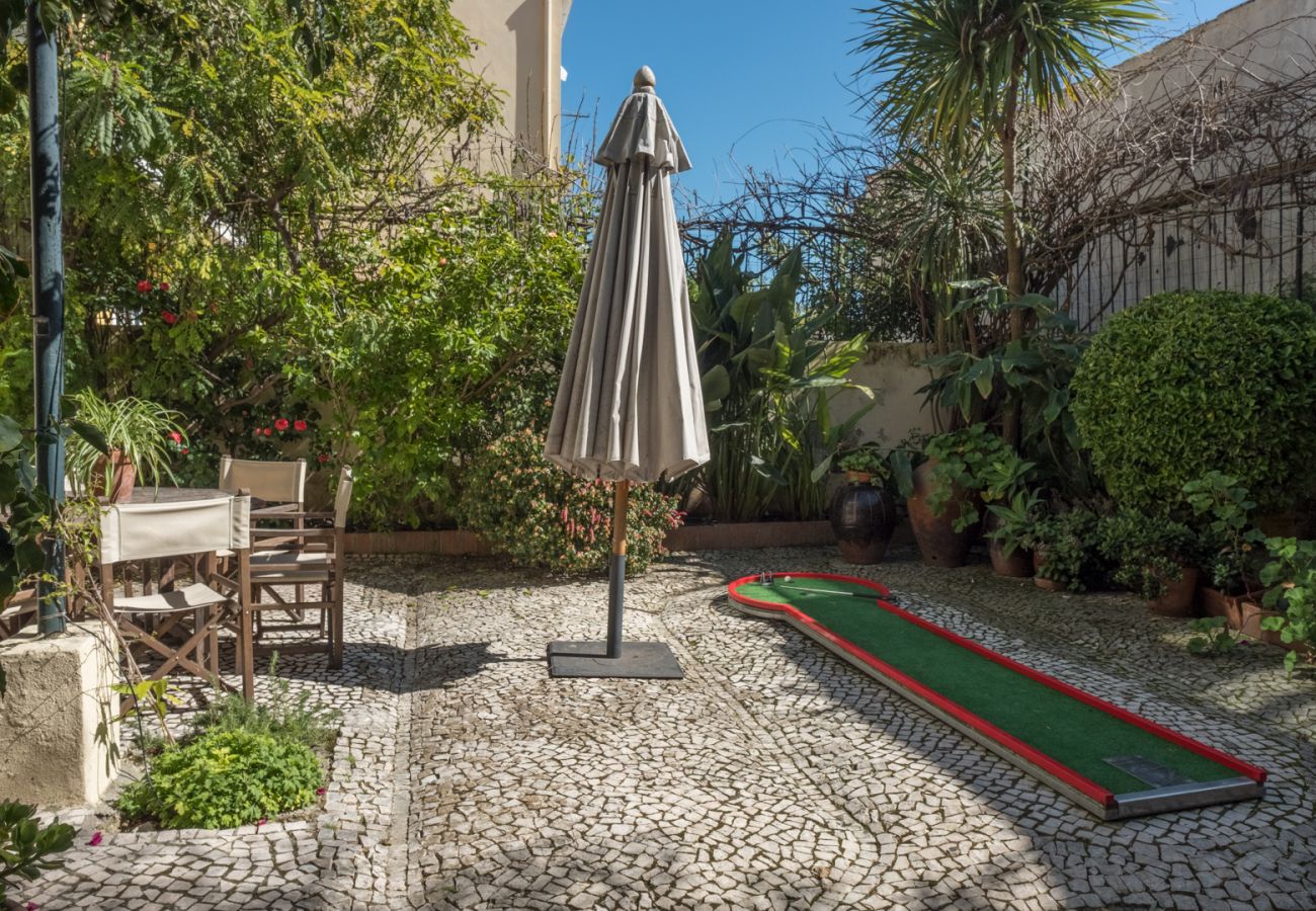 House in Lisbon - Garden Mansion in Historic Centre 4 by Lisbonne Collection
