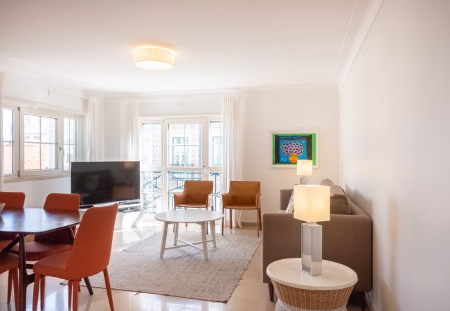  in Lisboa - Stylish and Beautiful Apartment with Parking  24 by Lisbonne Collection