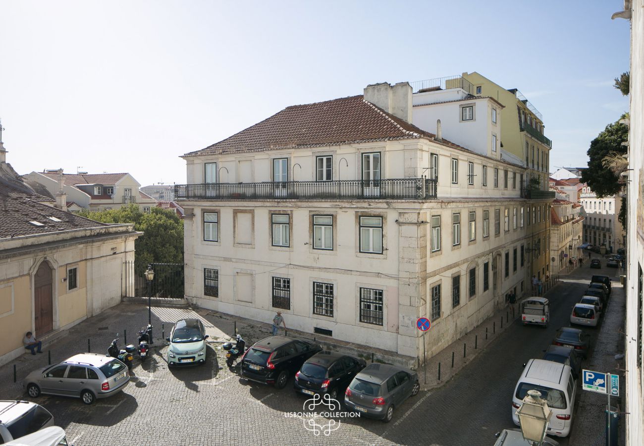 Apartment in Lisbon - Alfama Deluxe Duplex 53 by Lisbonne Collection