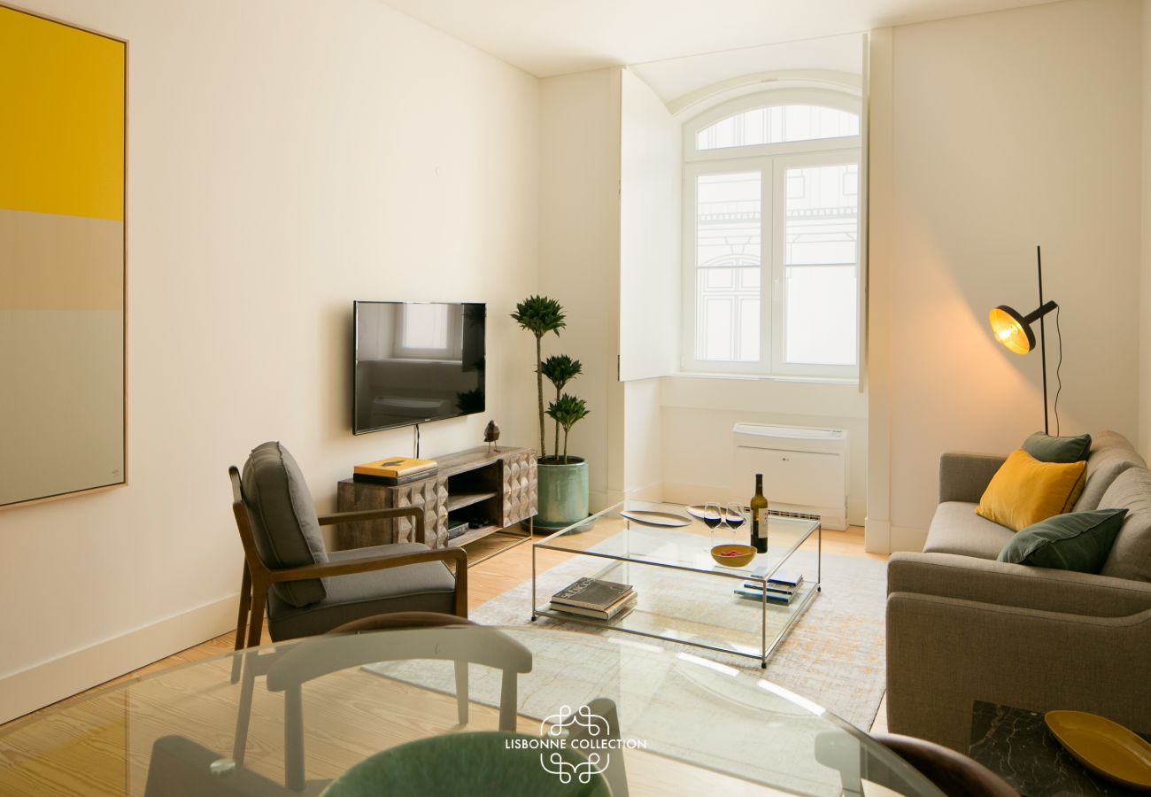 Apartment in Lisbon - Downtown Sleek Apartment 65 by Lisbonne Collection