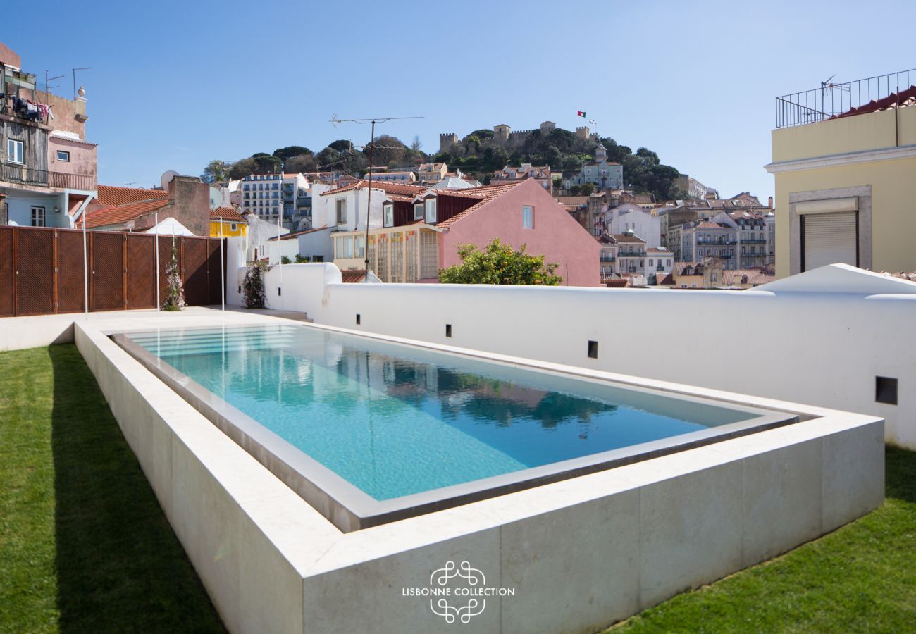 Apartment in Lisbon - Designer´s Apartment with Parking and swimming pool 58 by Lisbonne Collection 